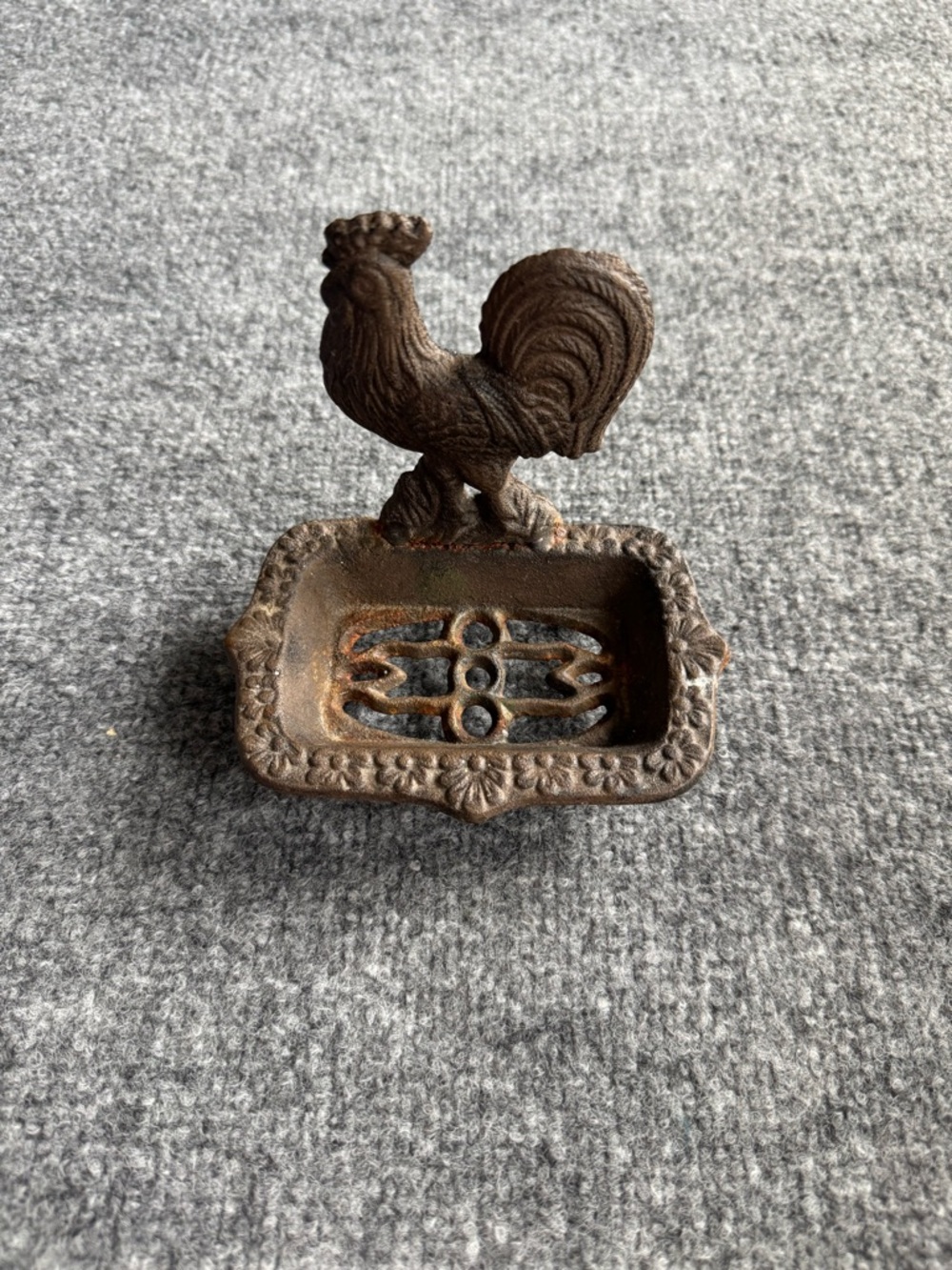 Cast Iron Rooster Trinket Soap Dish Brown Rustic Farmhouse Accent